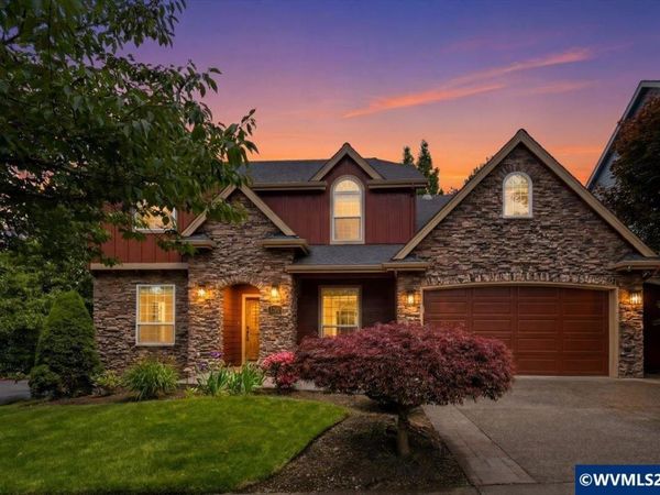 5810 Pikes Pass St SE, Salem, OR 97306