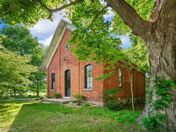 1055 Mount Tabor Road, Buchanan, MI 49107