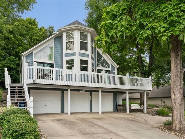 35 X Street, Lake Lotawana, MO 64086