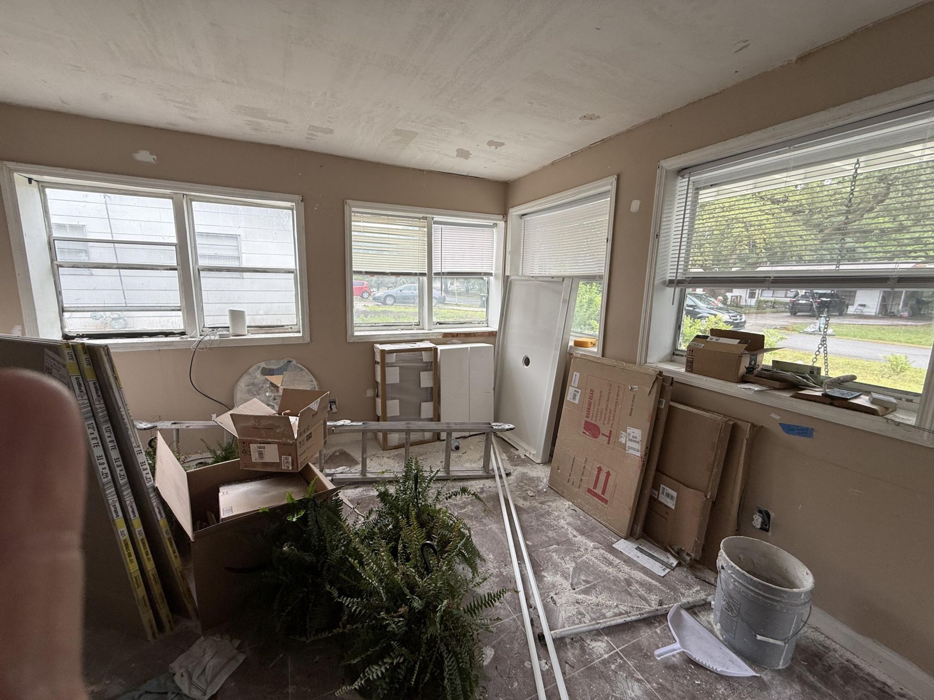 1520 Acacia Street Photo 4