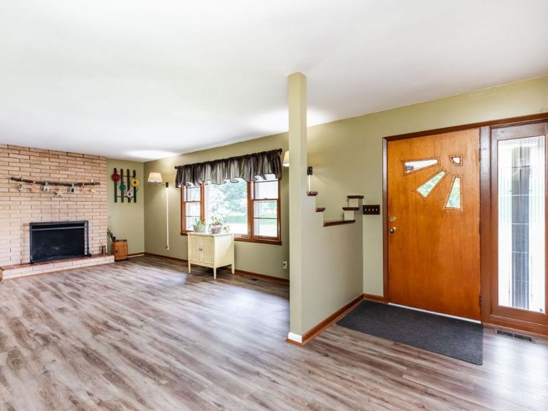 1967 Miles Road, Springfield Twp., OH 45231 Photo 6