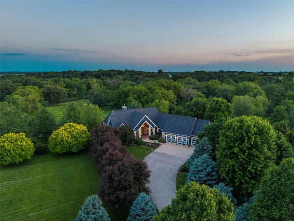 2190 140th Street, Ames, IA 50014