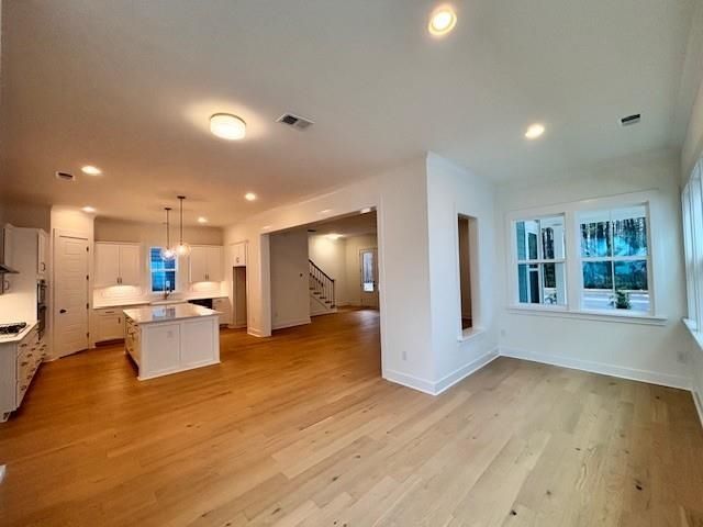 901 Monmouth St  Photo 12