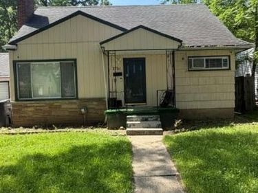 2761 Golfside Lane, Flint, MI 48504