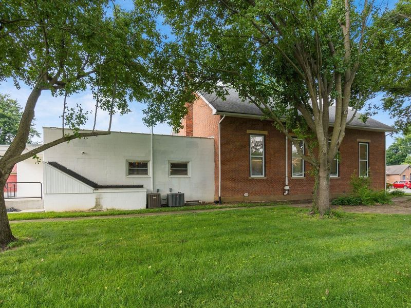 275 College Street , Groveport, OH 43125 Photo 46