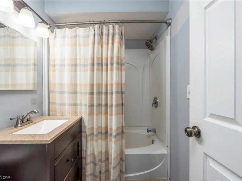 168 Beck Road, Avon Lake, OH 44012 Photo 20