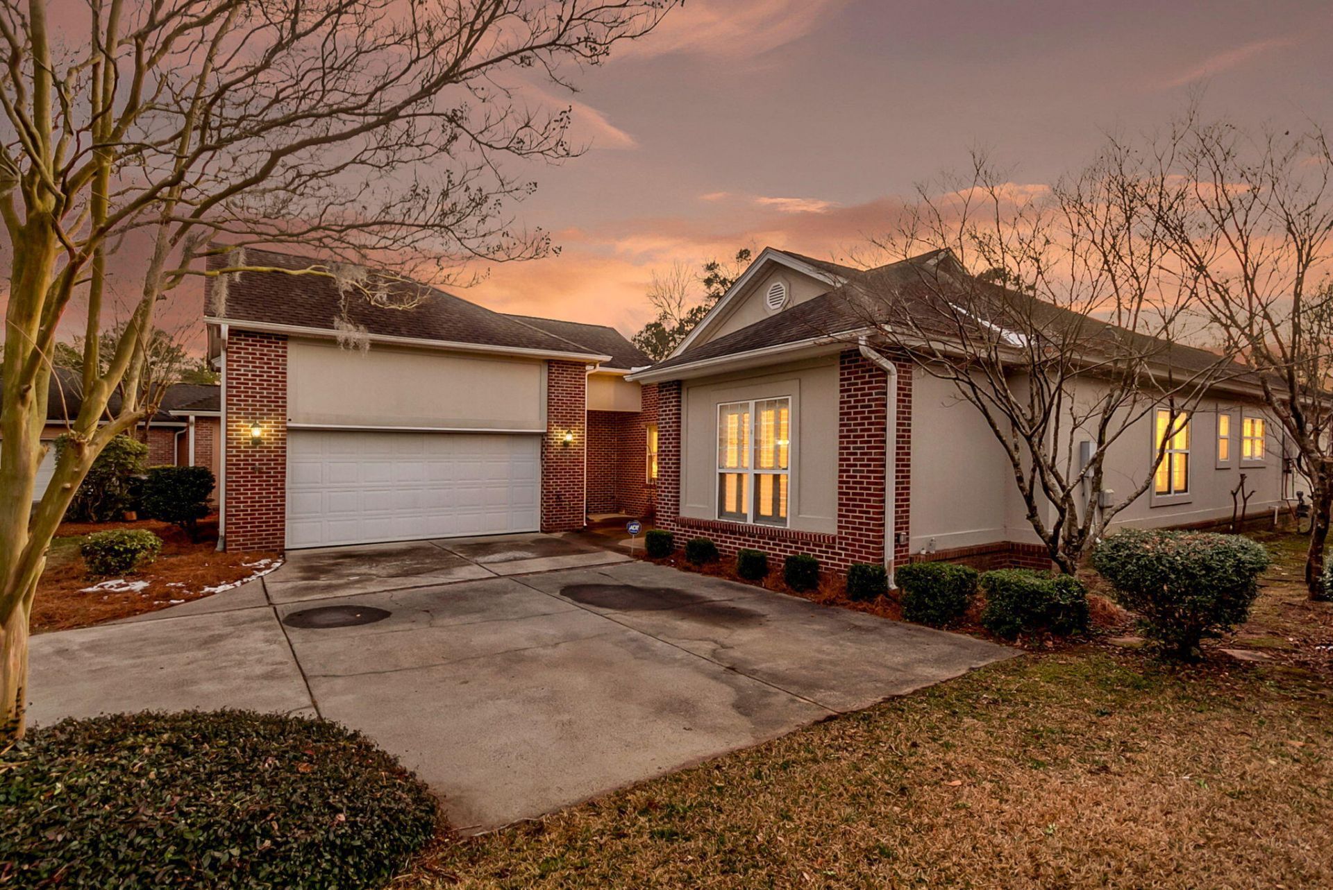 763 Hamlet Circle Photo 32