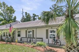 1462 N Point Lane photo 4