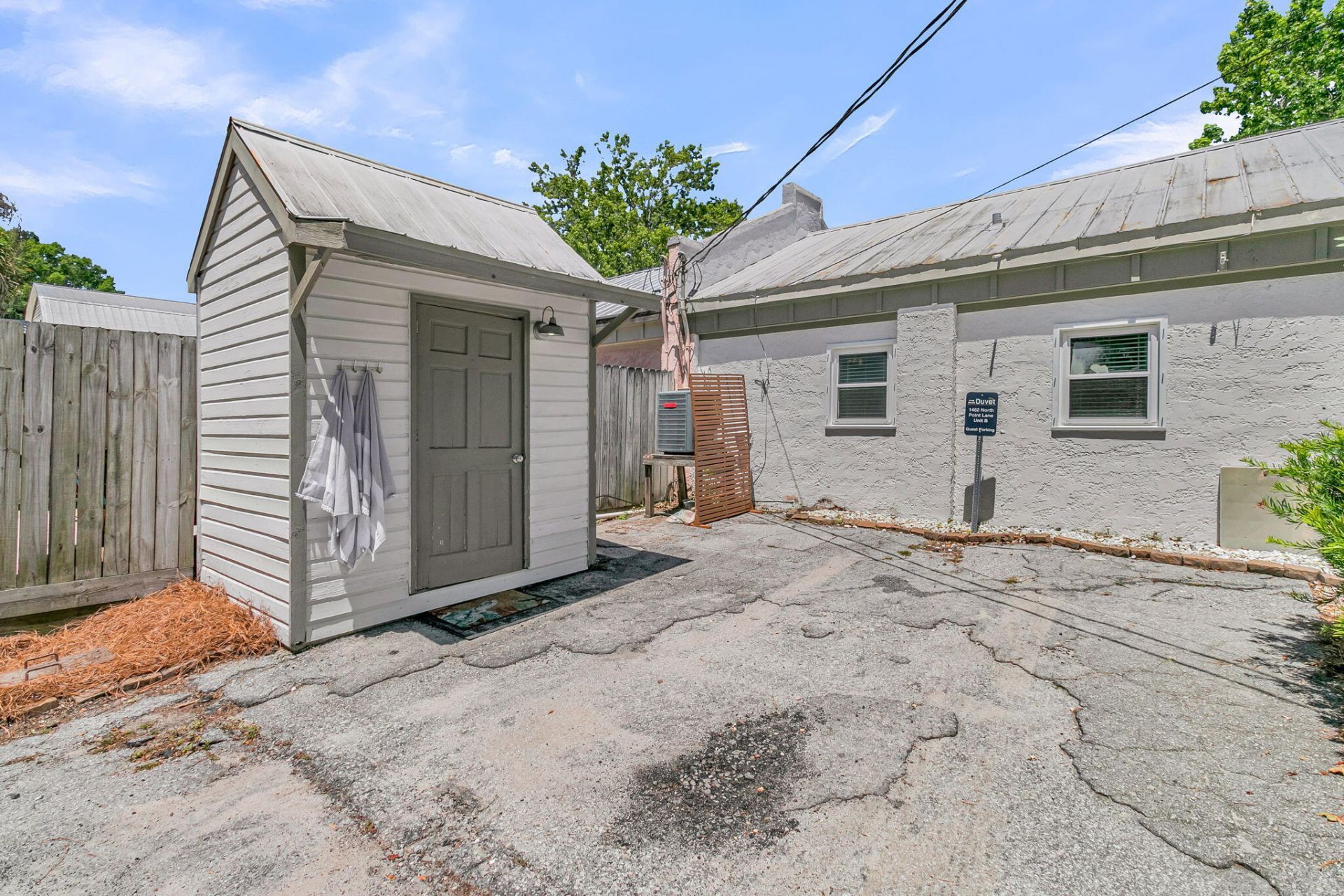 1462 N Point Lane Photo 34