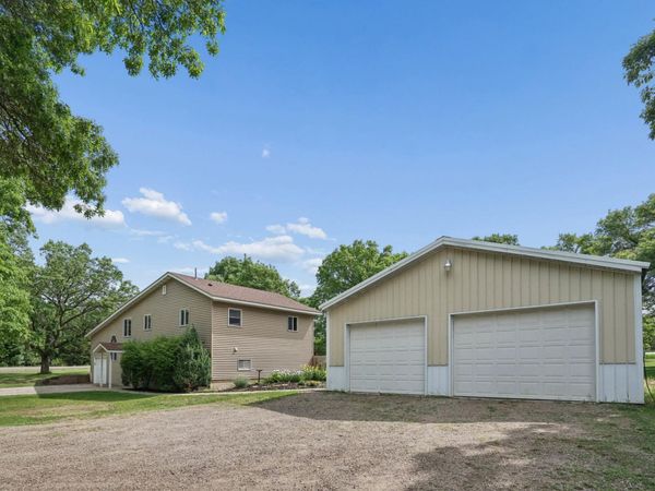 4225 124th Avenue , Clear Lake, MN 55319
