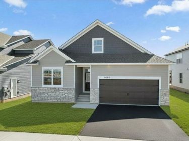 4985 Blake Way, Woodbury, MN 55129