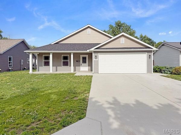 309 S Main Cross Street, Bowling Green, MO 63334