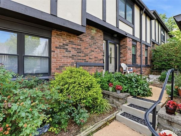 13178 Royal Pines Drive, Unit 3, Maryland Heights, MO 63146