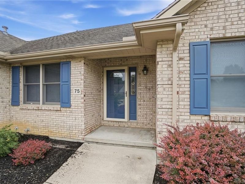 75 Myers Farm Court, Springboro, OH 45066 Photo 2