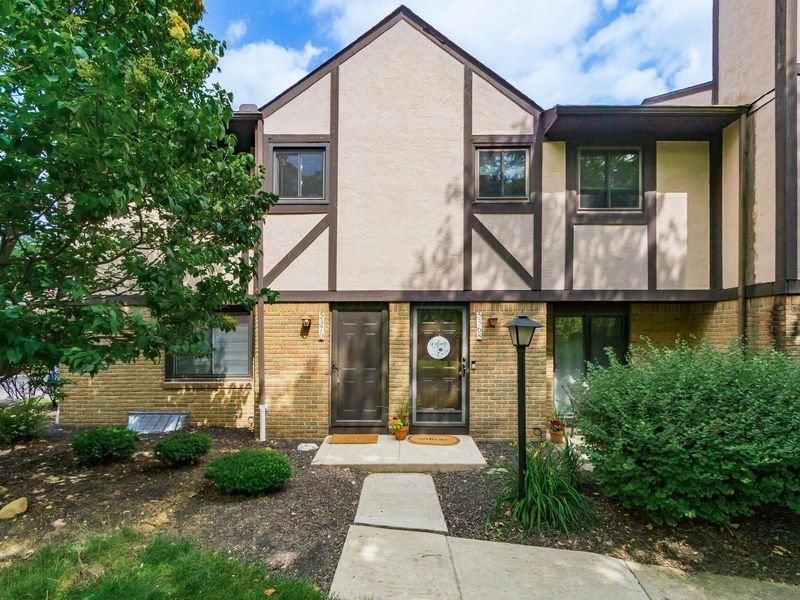 5370 Reed Road, Unit 66, Columbus, OH 43235 Photo 2