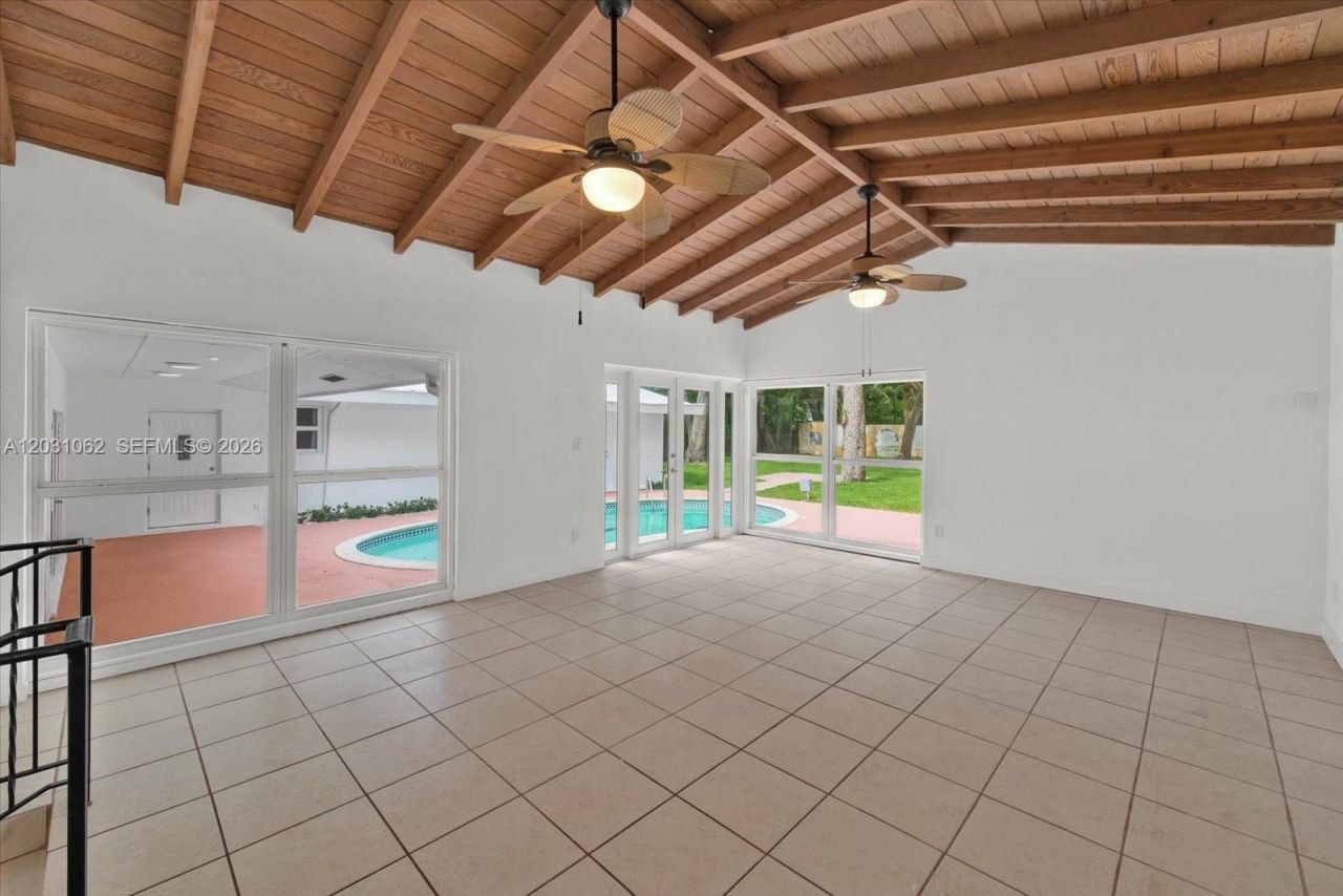 2850 Natoma St , Miami, FL 33133 Photo