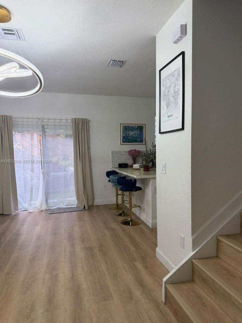 20731 NE 7th Pl, Unit 20731, Miami, FL 33179 Photo