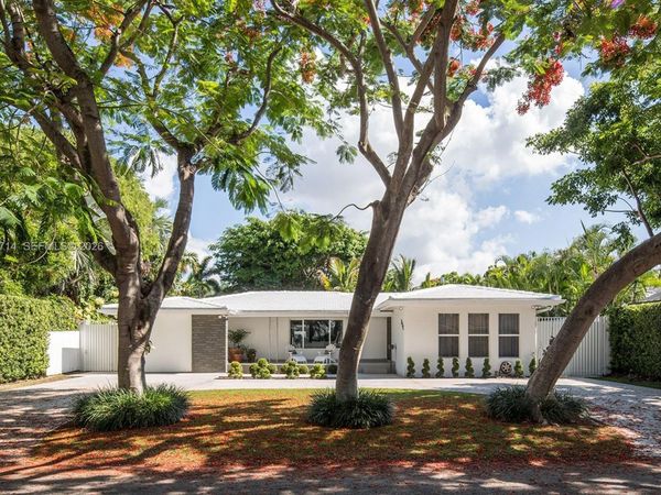 533 NE 52 Ter , Unit ., Miami, FL 33137
