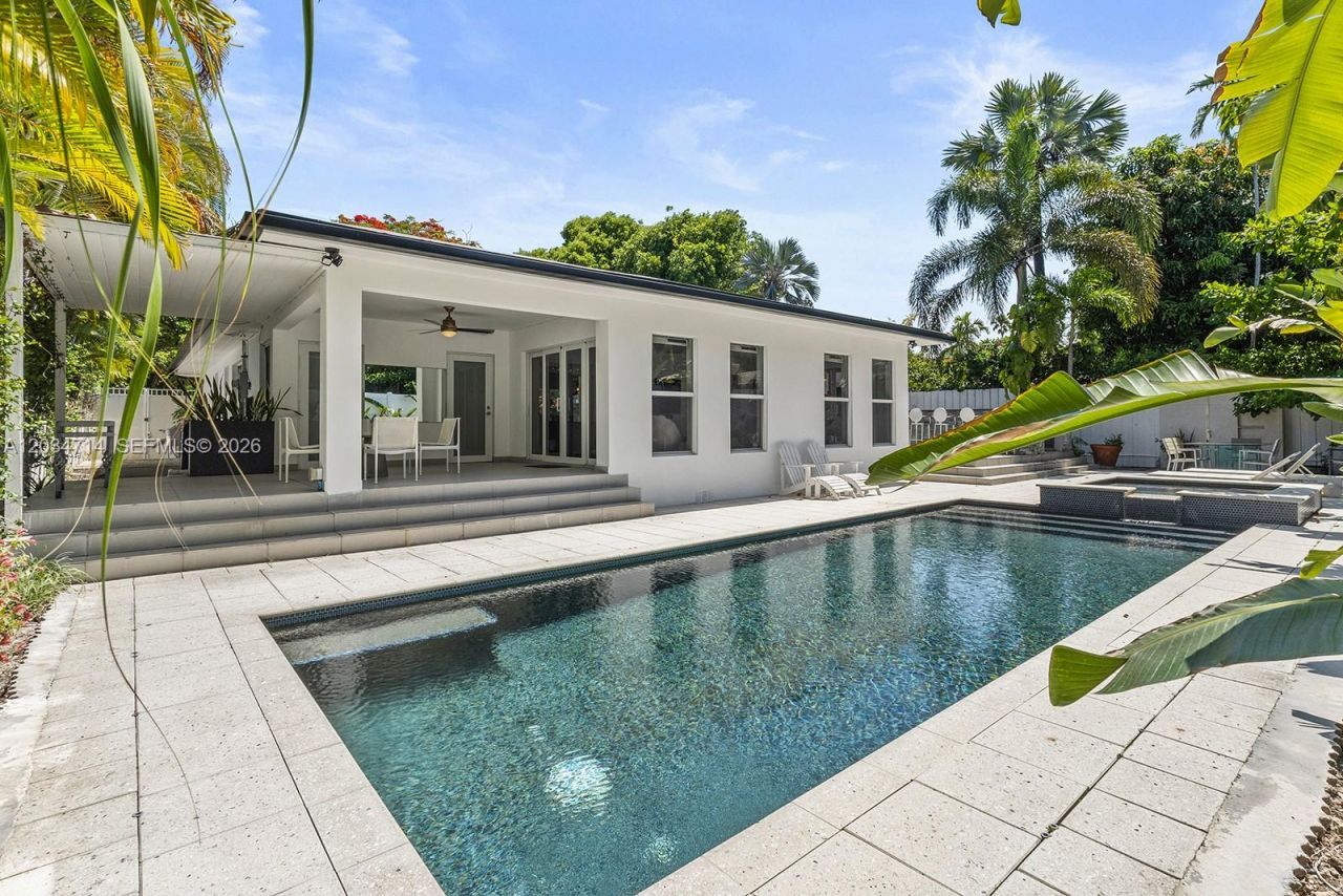 533 NE 52 Ter, Unit ., Miami, FL 33137 Photo