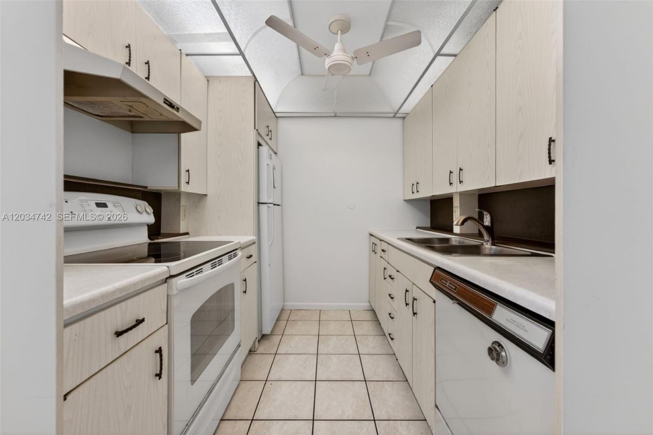 2401 Antigua Cir , Unit E3, Coconut Creek, FL 33066 Photo