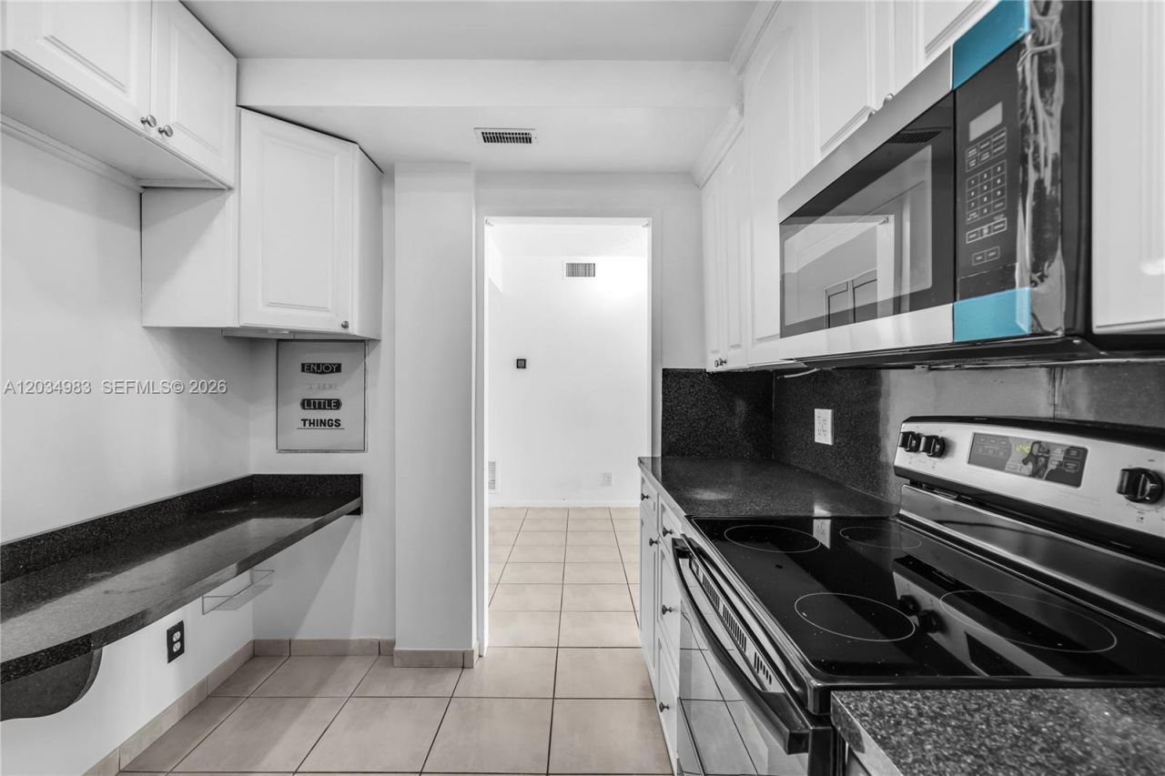 9381 E Bay Harbor Dr , Unit 504N, Bay Harbor Islands, FL 33154 Photo