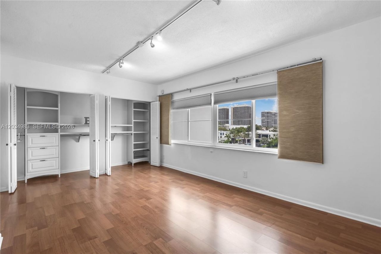 9381 E Bay Harbor Dr , Unit 504N, Bay Harbor Islands, FL 33154 Photo