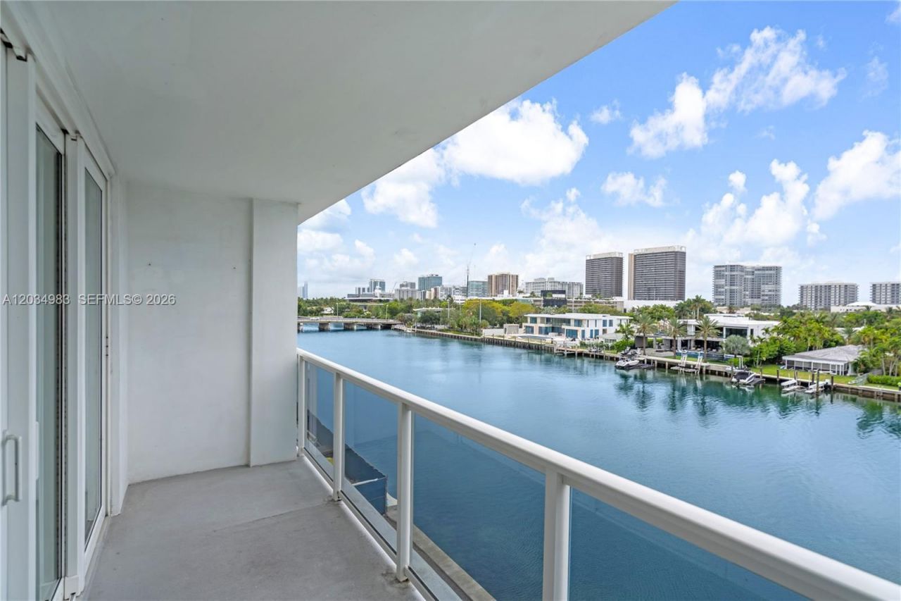 9381 E Bay Harbor Dr , Unit 504N, Bay Harbor Islands, FL 33154 Photo