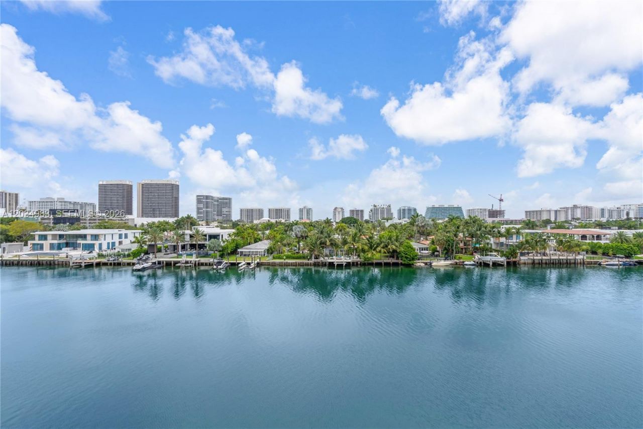 9381 E Bay Harbor Dr , Unit 504N, Bay Harbor Islands, FL 33154 Photo