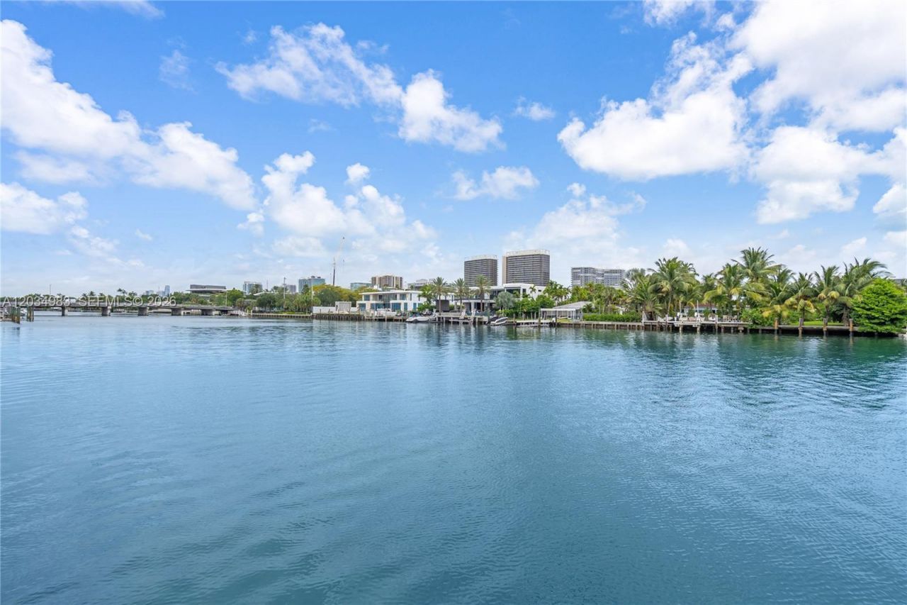 9381 E Bay Harbor Dr , Unit 504N, Bay Harbor Islands, FL 33154 Photo