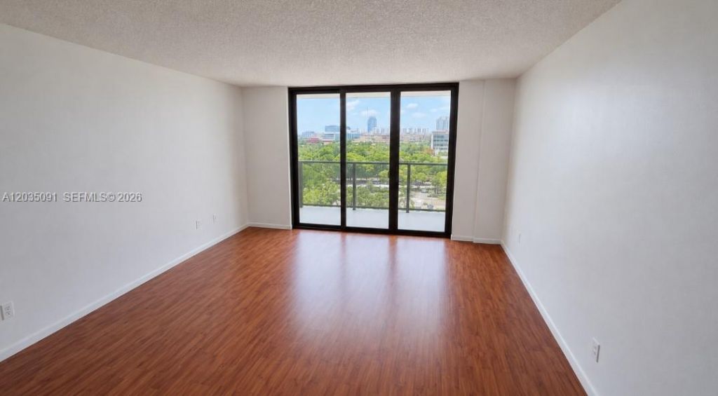 18151 NE 31 Ct, Unit 908, Aventura, FL 33160 Photo