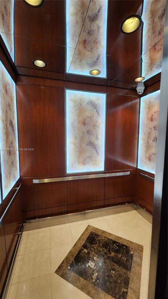18151 NE 31 Ct , Unit 908, Aventura, FL 33160 Photo