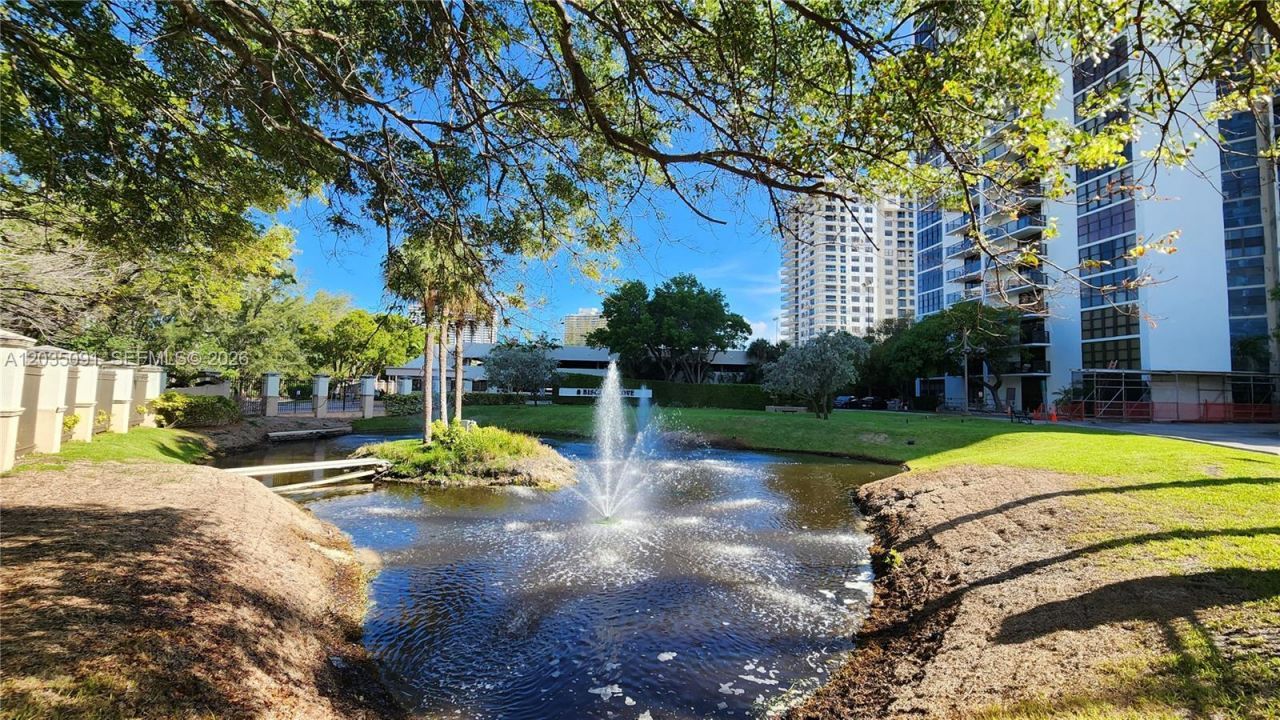 18151 NE 31 Ct , Unit 908, Aventura, FL 33160 Photo