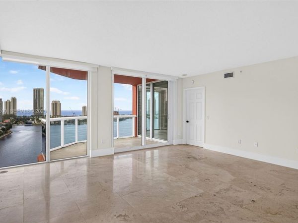 3370 Hidden Bay Dr, Unit 2107, Aventura, FL 33180