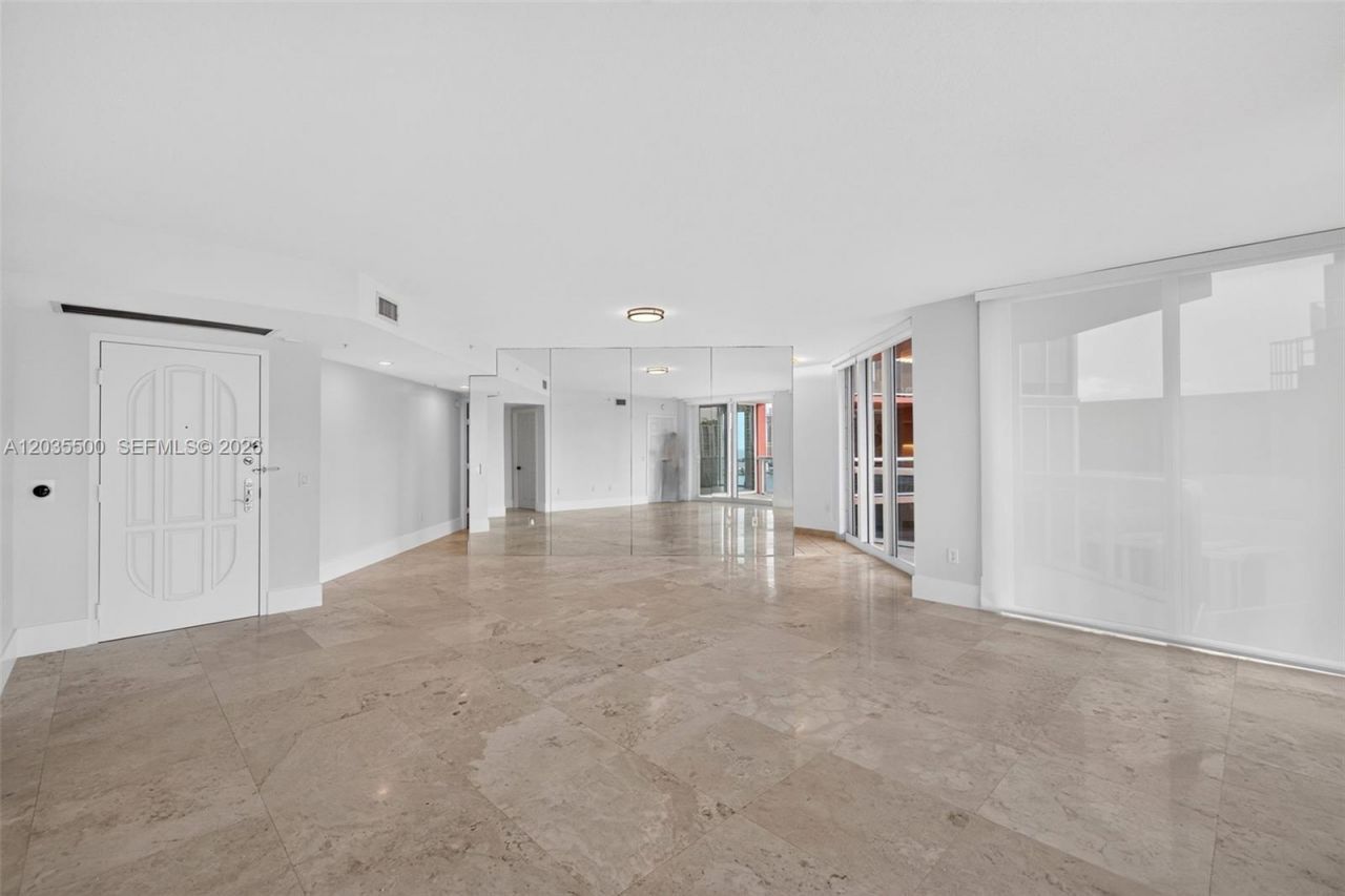 3370 Hidden Bay Dr, Unit 2107, Aventura, FL 33180 Photo
