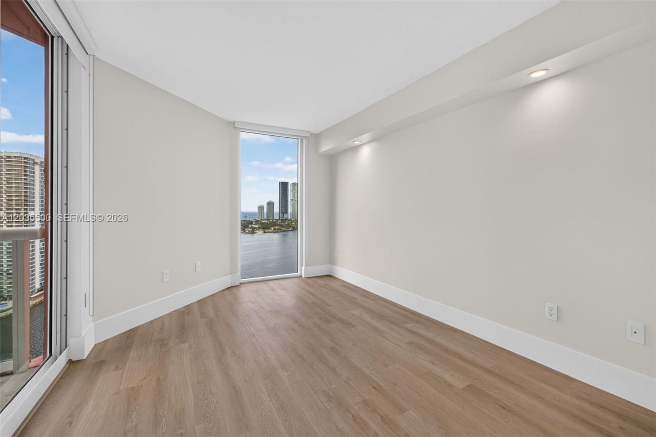 3370 Hidden Bay Dr, Unit 2107, Aventura, FL 33180 Photo