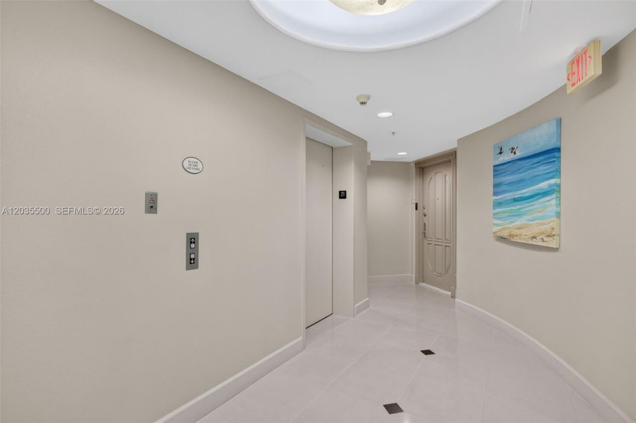 3370 Hidden Bay Dr, Unit 2107, Aventura, FL 33180 Photo