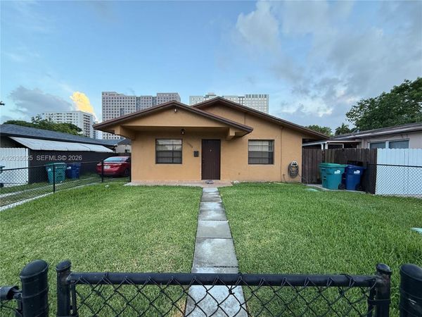 10968 SW 5th St , Unit 10968, Sweetwater, FL 33174