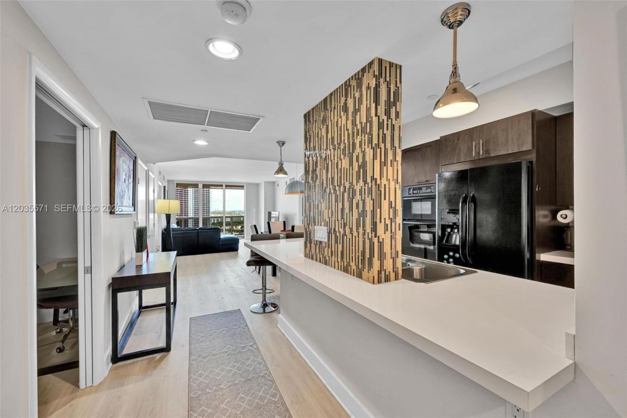 1850 S Ocean Dr , Unit 1907, Hallandale Beach, FL 33009 Photo