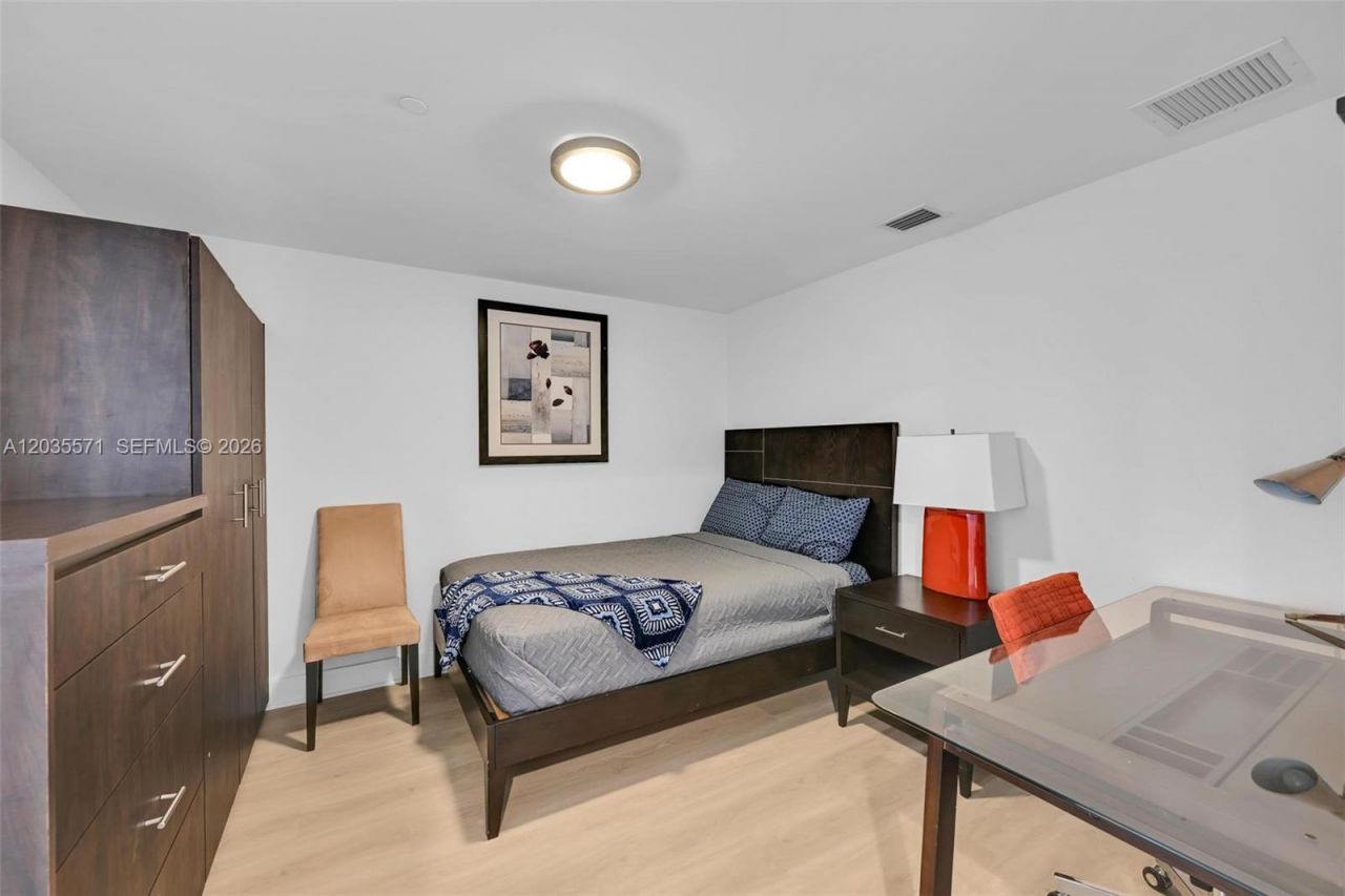 1850 S Ocean Dr , Unit 1907, Hallandale Beach, FL 33009 Photo