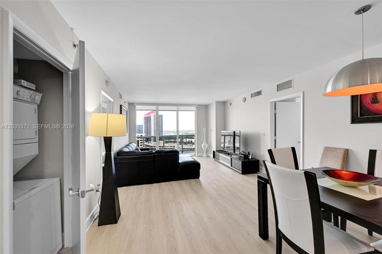 1850 S Ocean Dr , Unit 1907, Hallandale Beach, FL 33009 Photo