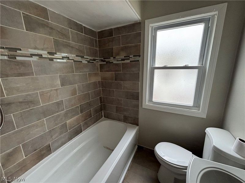 1819 Maywood Road , South Euclid, OH 44121 Photo 10
