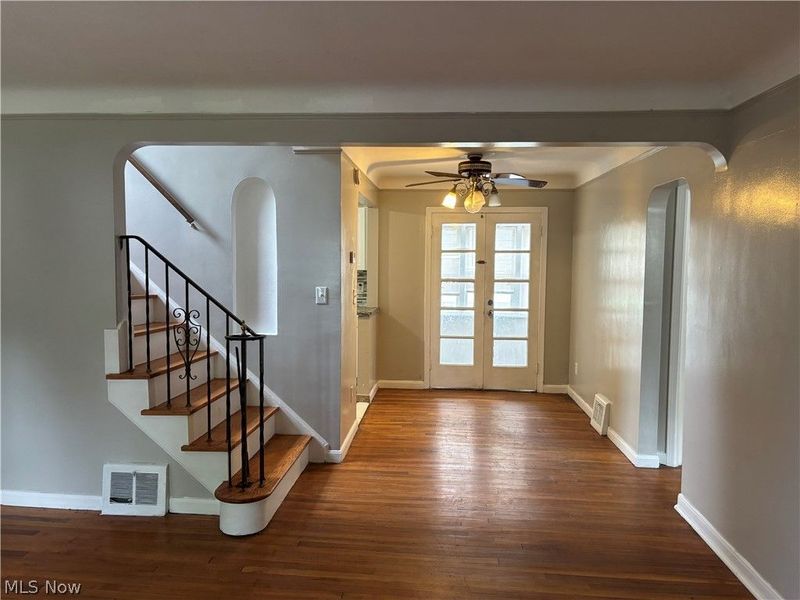 1819 Maywood Road , South Euclid, OH 44121 Photo 4