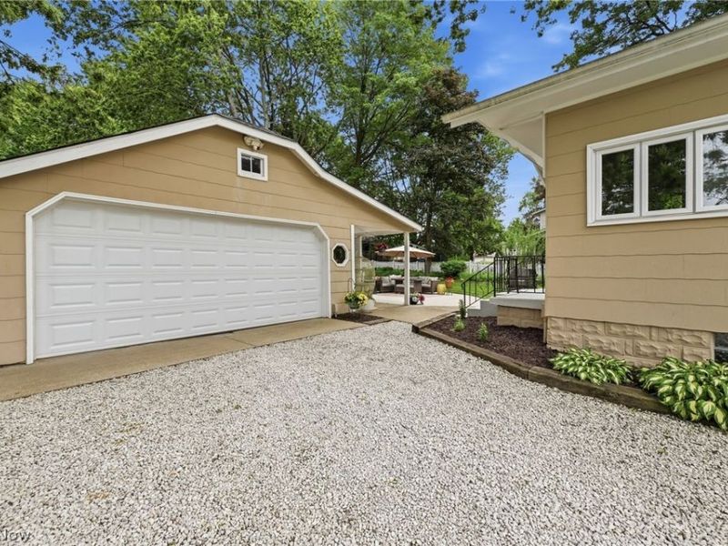 8562 Essex Avenue NW, North Canton, OH 44720 Photo 31
