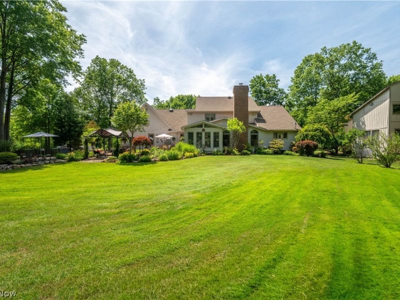 5581 Kingwood Lane, Girard, OH 44420 Photo 10
