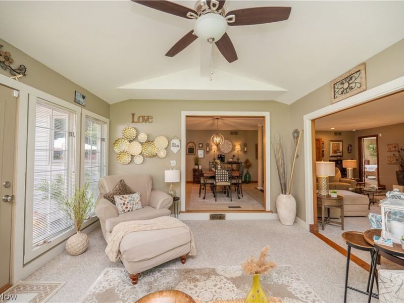 5581 Kingwood Lane, Girard, OH 44420 Photo 14