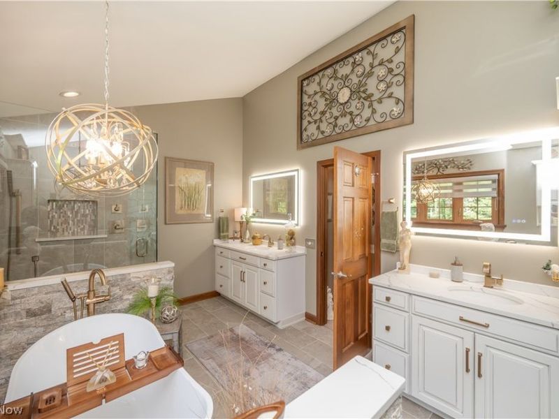 5581 Kingwood Lane, Girard, OH 44420 Photo 20