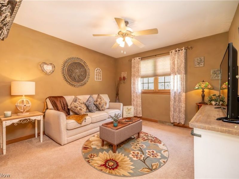 5581 Kingwood Lane, Girard, OH 44420 Photo 26