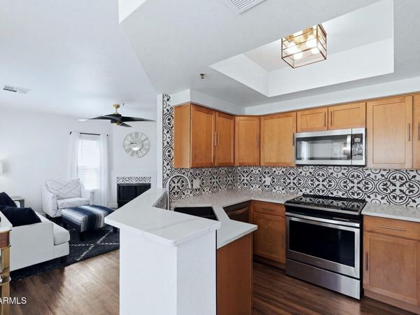 9450 E BECKER Lane, Unit 1021, Scottsdale, AZ 85260