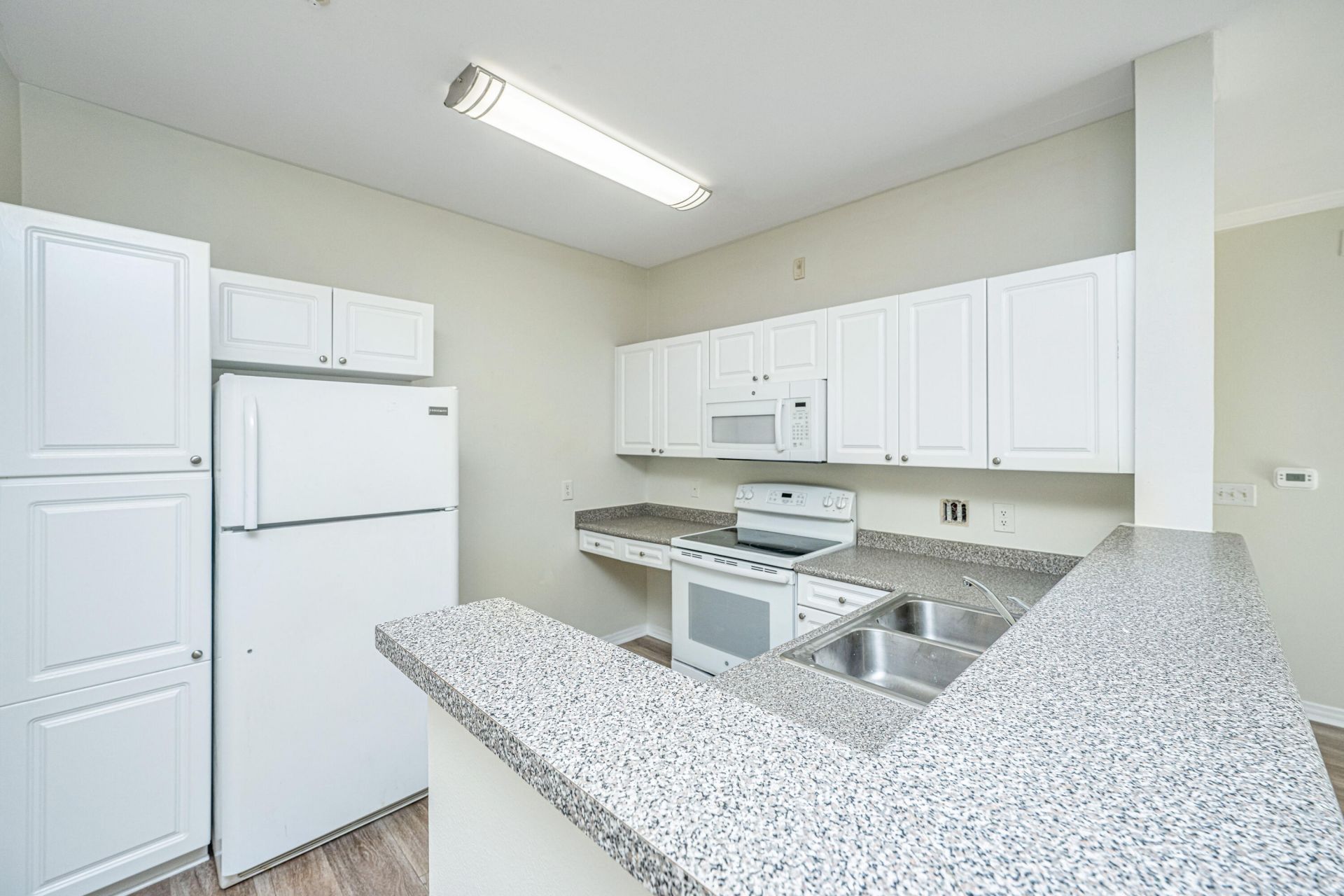 130 River Landing Drive Photo 12