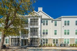130 River Landing Drive photo 4